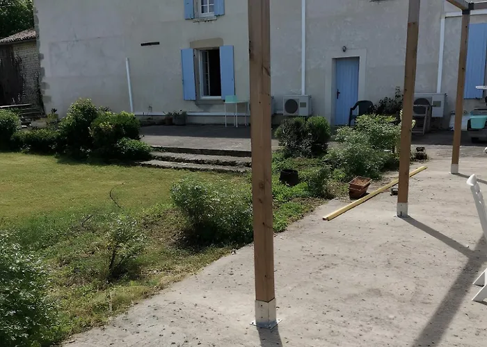 Bed & Breakfast En Charente Maritime Loire-Sur-Nie